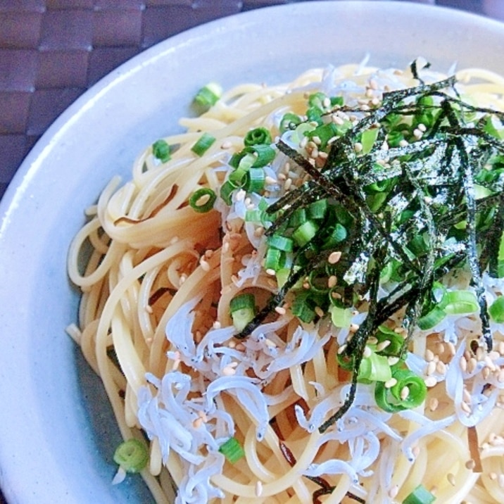 しらすと塩昆布のパスタ✿